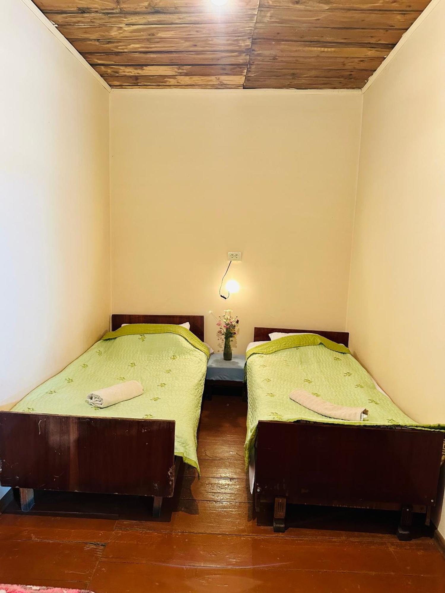 Tamazi guest house Adishi Extérieur photo